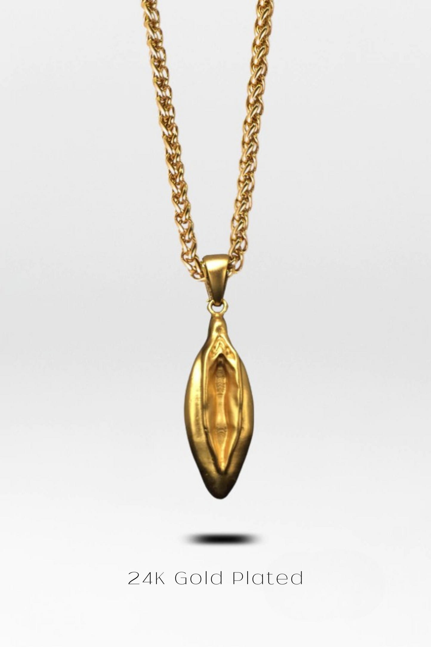 Collar Yoni – Amuleto Sagrado Femenino en Plata, Bronce o Baño de Oro de 24K