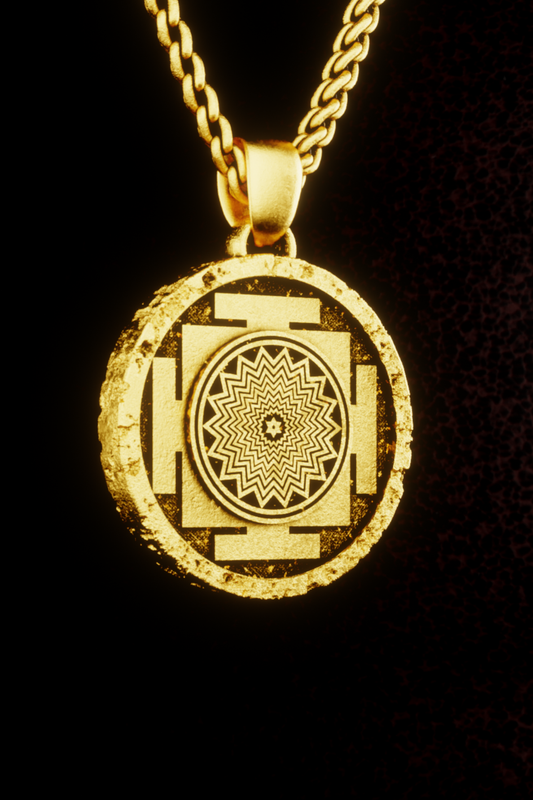 Shiva Yantra Small Necklace – Symbol of Transformation & Balance in 18K Gold