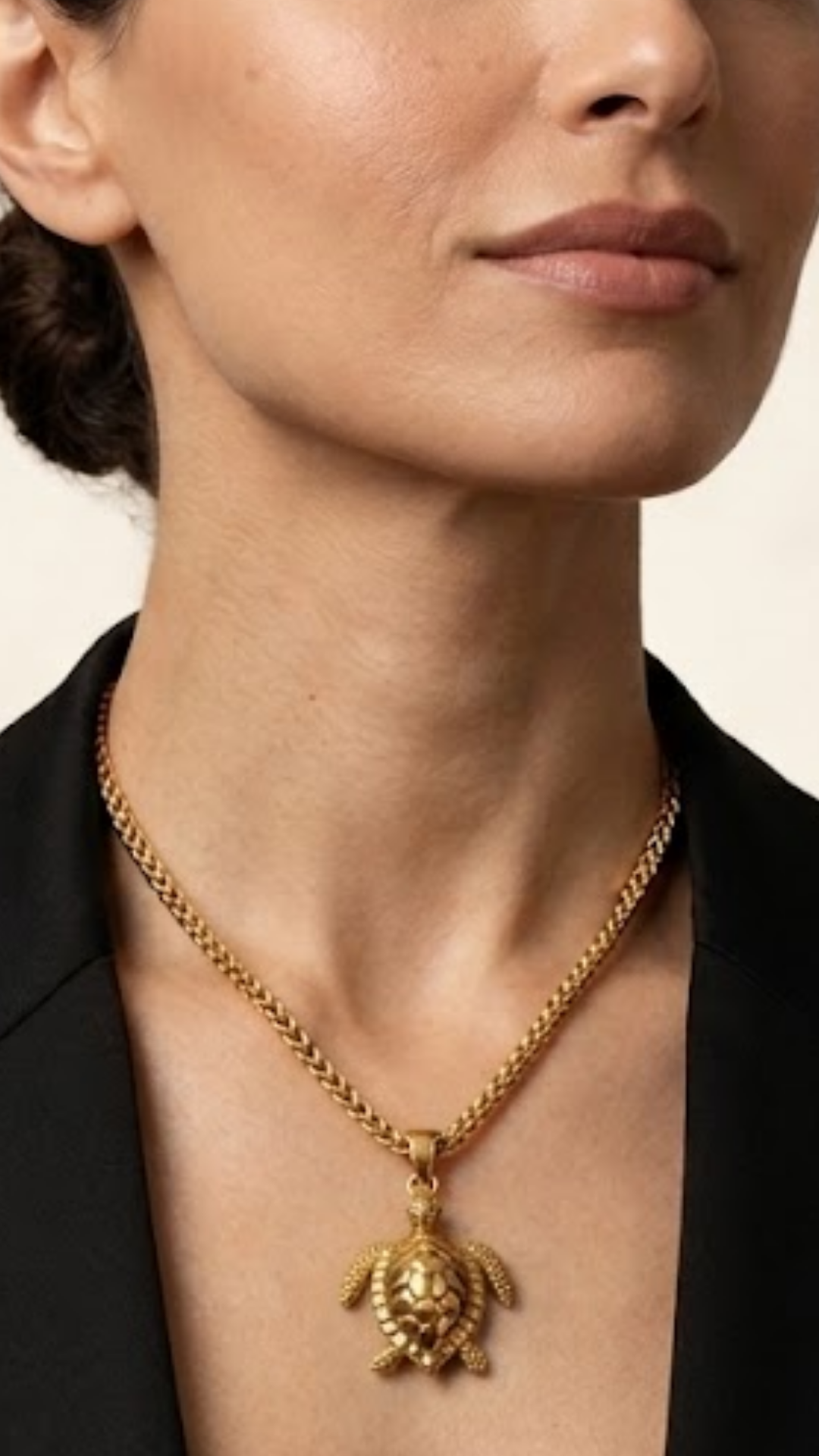 Collar de Tortuga | Hecho a mano en oro de 18K | Símbolo de sabiduría, longevidad y protección