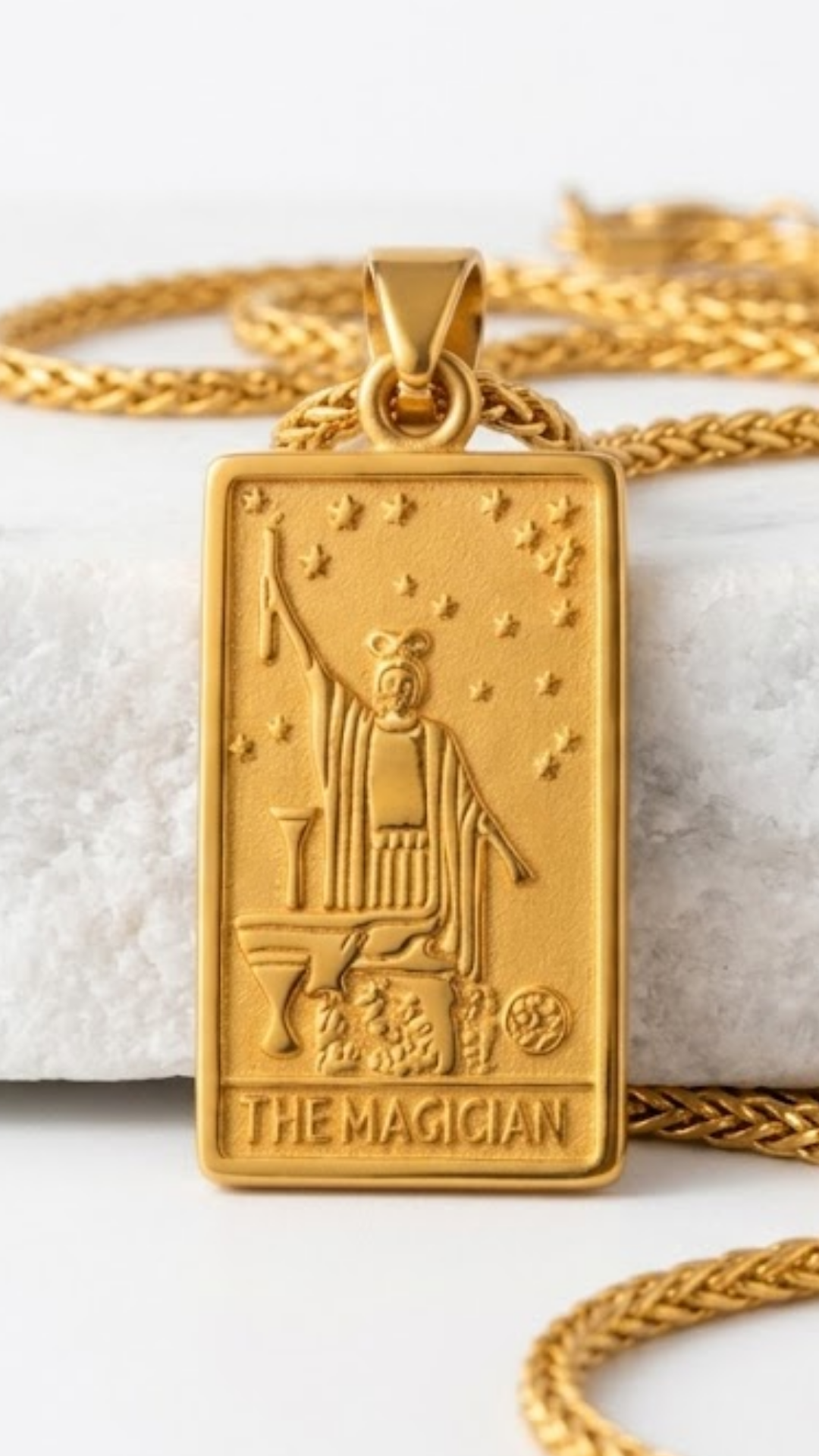 Collar Tarot El Mago | Hecho a mano en oro de 18K | Símbolo de poder y manifestación