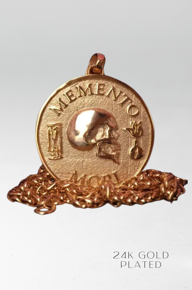 Collar Memento Mori y Amor Fati