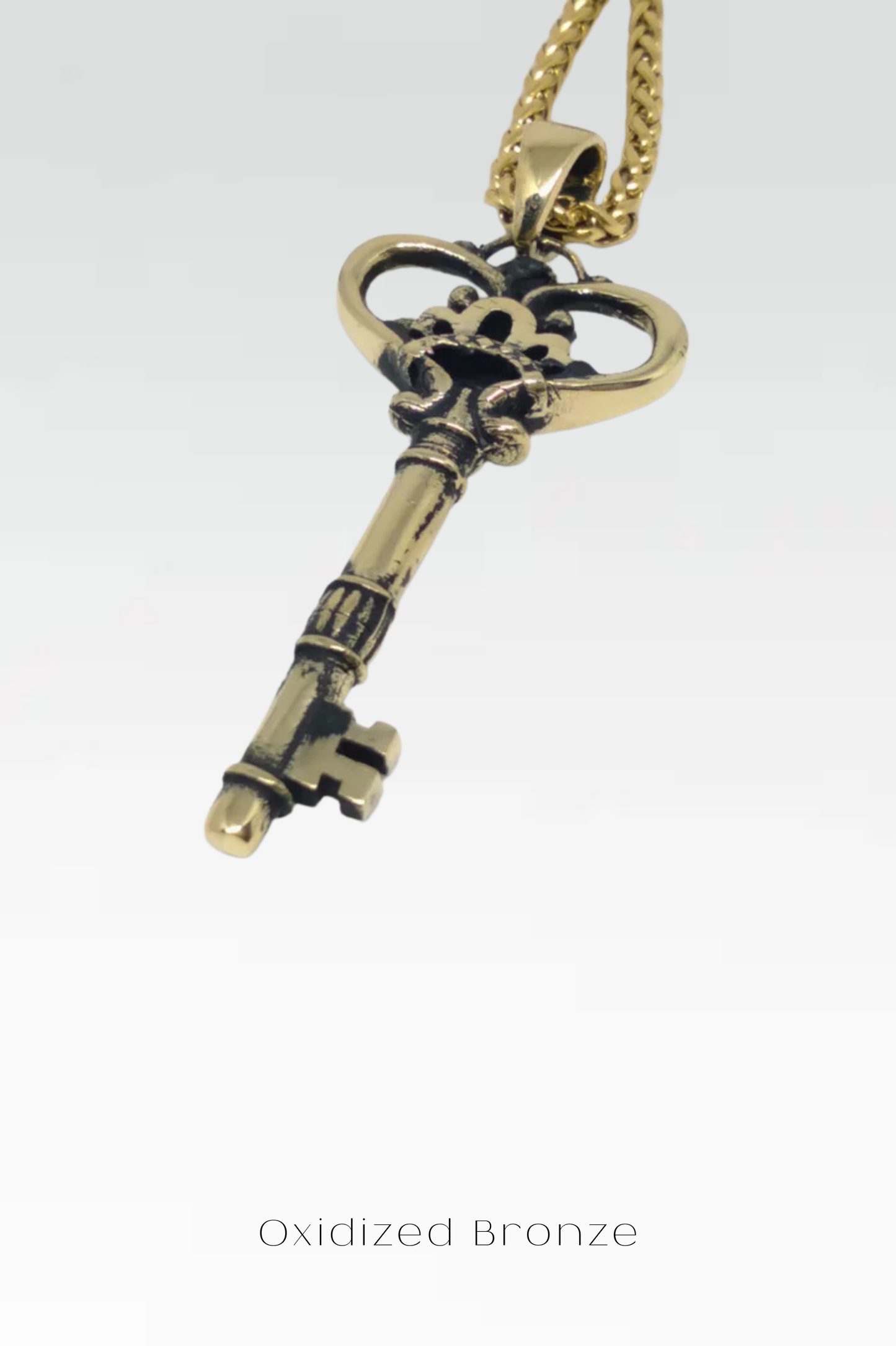 Collar con Llave – Colgante Simbólico Hecho a Mano en Bronce, Plata de Ley, Cobre y Baño de Oro de 24K | Joyería de Nuevos Comienzos, Regalo Unisex 