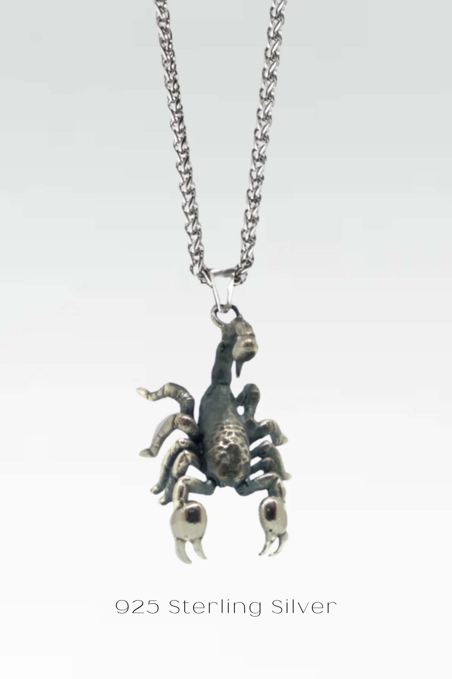 Collar del zodiaco Escorpio: colgante hecho a mano en oro de 24 quilates, bronce y plata de ley. 