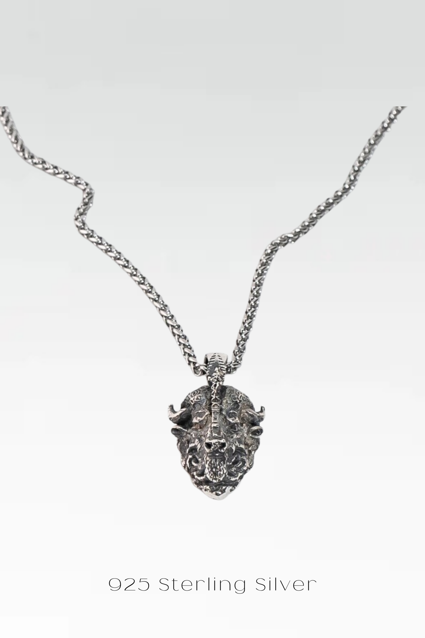 Collar del zodiaco Tauro: colgante astrológico hecho a mano en plata de ley, bronce y baño de oro de 24 quilates. 