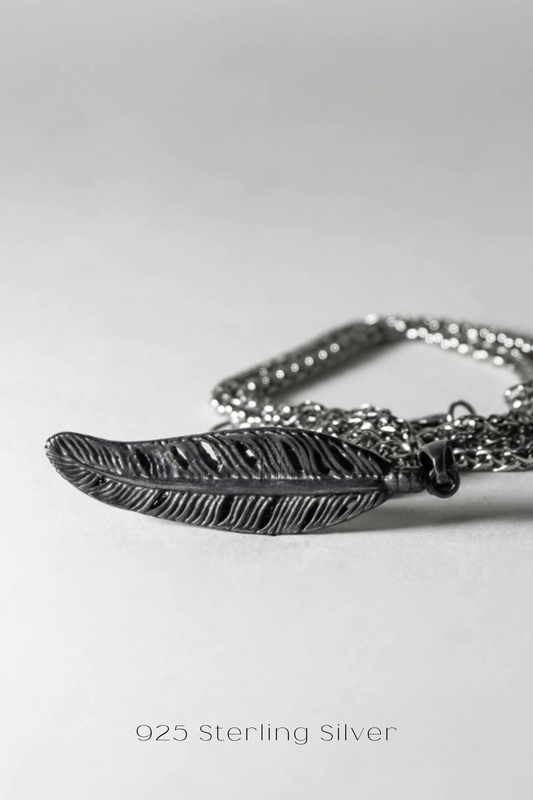 Collar de plumas – Colgante hecho a mano en plata de ley 925, chapado en oro de 24 quilates, bronce y cobre | Regalo simbólico unisex