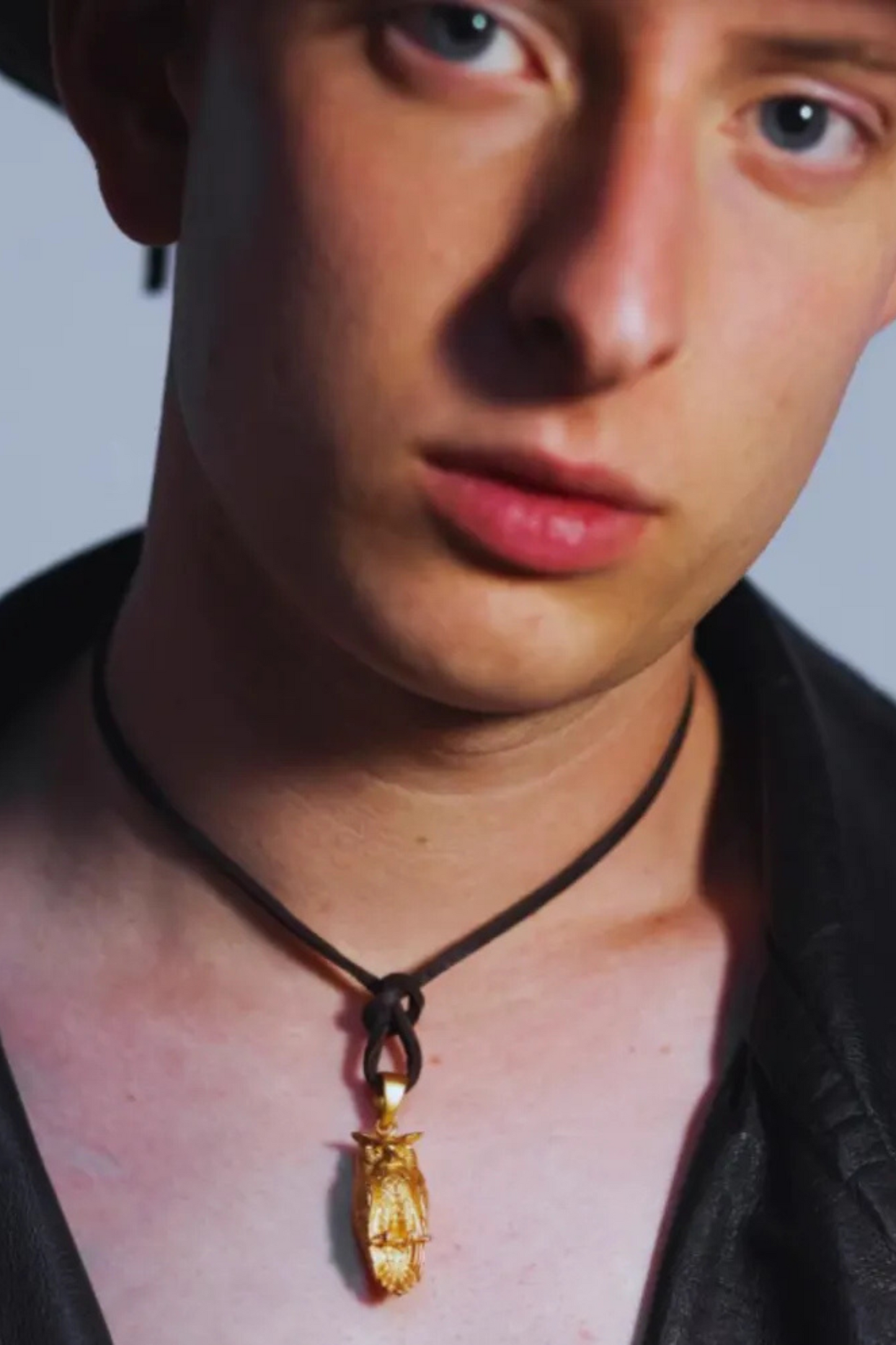 Owl Necklace in 18K Gold – Handmade Symbol of Wisdom & Protection