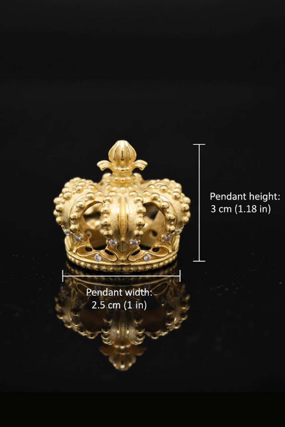 A golden crown pendant is shown against a black background, with measurements provided.
