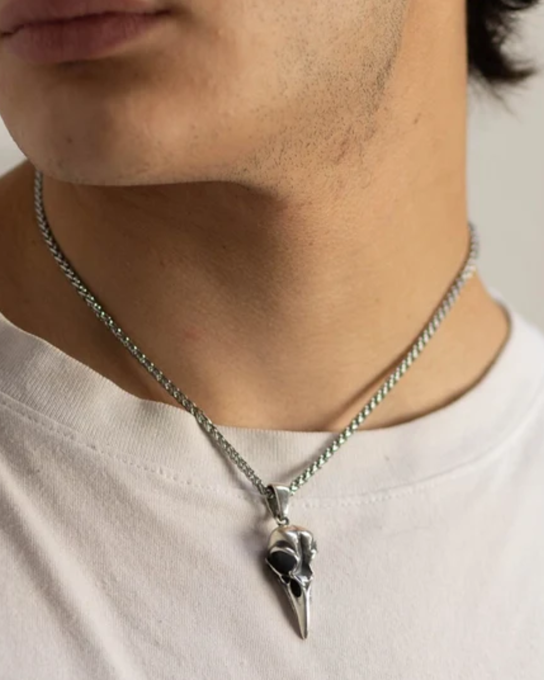 Collar de calavera de cuervo en plata de ley 925, baño de oro de 24k, bronce, cobre... para hombre y mujer