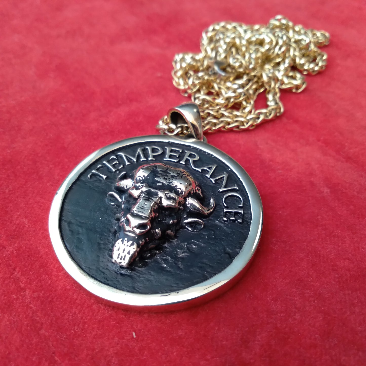 Bull Temperance necklace